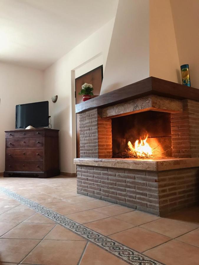 La Casa Di Demetra. Un Paradiso Tra Gli Olivi. Montecchio  Eksteriør bilde